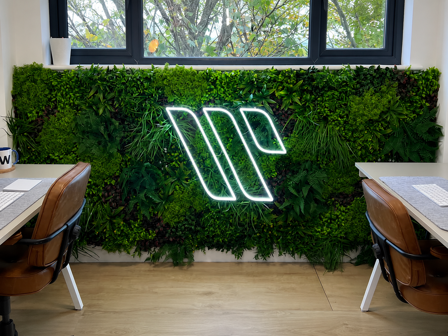 Perete verde artificial Elite Plants — birou personalizat